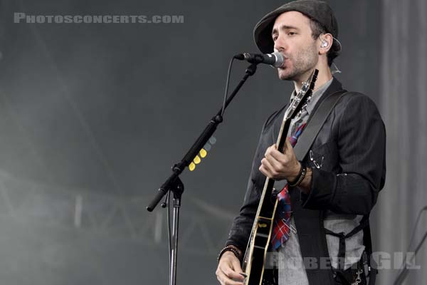 CHARLIE WINSTON - 2012-06-24 - PARIS - Hippodrome de Longchamp - Charlie Winston Gleave